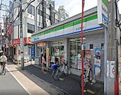 ファミリーマート 足立五反野駅前店（281m）