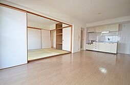 第2しづマンション 102 1階2LDKのリビング/ダイニング