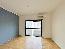 フォレスト東原 203 2階1Kのリビング/ダイニング