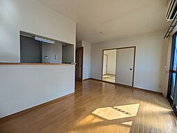 フォブールトロワ向井 301 3階2LDKのリビング/ダイニング