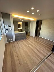 スリール・コート 204