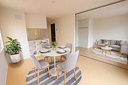 グランディール東原　E棟 201 2階2LDKのリビング/ダイニング
