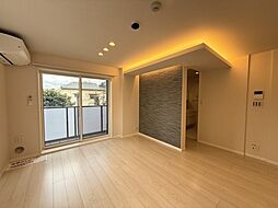 Ｂａｌｌｏｏｎｆｌｏｗｅｒ　Ｅａｓｔ 303 3階1LDKのリビング/ダイニング