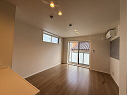 メゾンドノアール 301 3階1LDKのリビング/ダイニング