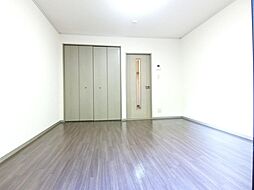 プリメーラいそあい 106 1階1Kのリビング/ダイニング