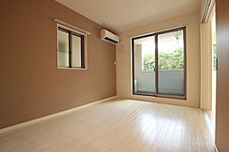 ココットI 203 2階2LDKのリビング/ダイニング