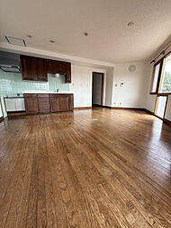 ロッカバレーナプロヴァンス三滝本町 203 2階3LDKのリビング/ダイニング