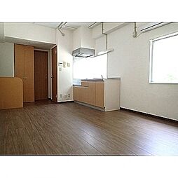 ヒルヴィスタ三滝 205 2階1LDKのリビング/ダイニング