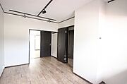 同物件別号室のものです。
