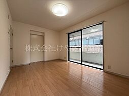 ビラ・アイオイ 201 2階2Kのリビング/ダイニング