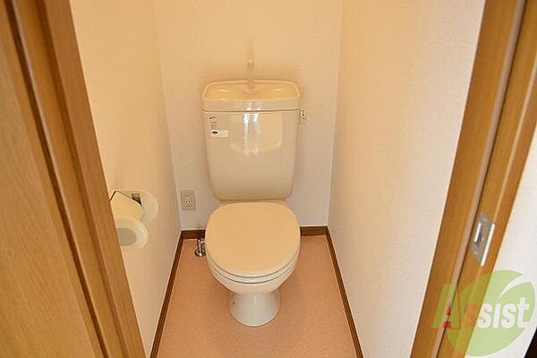画像12:真っ白おトイレです