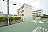 周辺：小部東小学校 611m