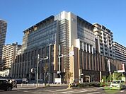 神戸市灘区役所 2597m
