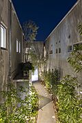 中庭夜景です。