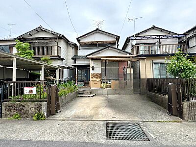 外観:建築条件なし!お好きなハウスメーカーで建築プランが可能です!南向きの日当たりの良いお土地です◎ 外観:建築条件なし!お好きなハウスメーカーで建築プランが可能です!南向きの日当たりの良いお土地です◎