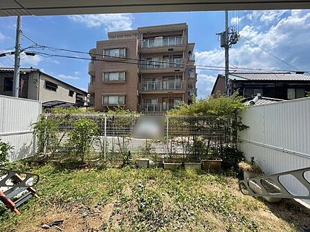 ■テラス面積(10.66平米)、専用庭(18.20平米)