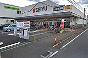 西友所沢榎町店 499m