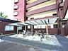 その他：屋根付きの駐輪場は、自転車を雨風から守ります。通勤や通学にも便利で、日常の移動をサポートします。