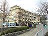周辺：北九州市立松ケ江中学校（732m）