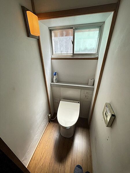 トイレを拡大表示