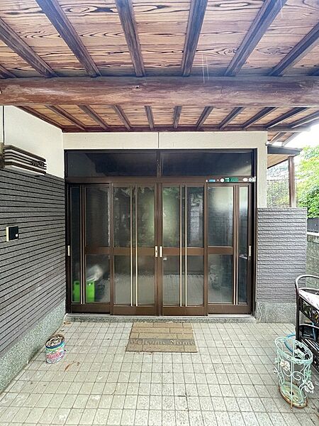 玄関