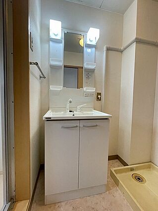 洗面台は収納が...