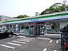 周辺：ファミリーマート 小倉中吉田六丁目店（755m）