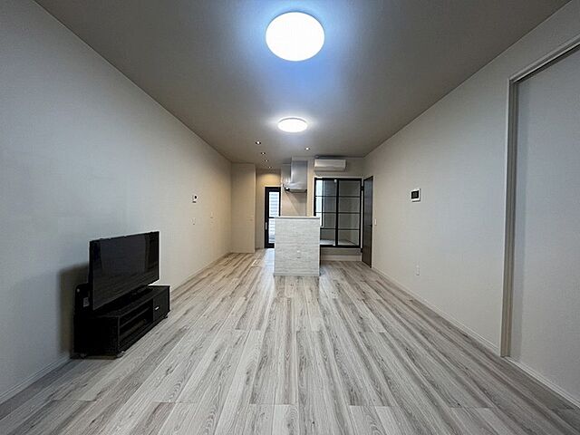 リビング/ダイニング サンヴェルシア大里中央A棟 1階/-