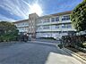 周辺：苅田町立新津中学校（1240m）