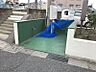 外観：周辺には公園や住宅が広がり、穏やかな住環境です。暮らしに便利な施設も点在し、落ち着いた毎日を送りたい方におすすめのエリアです。