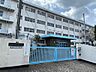 周辺：北九州市立萩ケ丘小学校（403m）