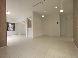 ひかりヶ丘四丁目戸建 3LDKのリビング/ダイニング