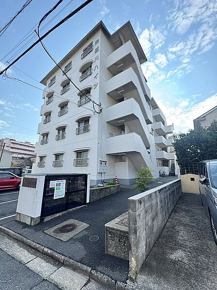 閑静な住宅街にある落ち着いた住環境です