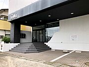 来客用駐車場2台