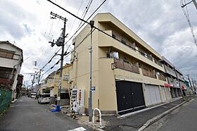 ヒカリファーストハイツ 303 ｜ 大阪府東大阪市俊徳町4丁目（賃貸マンション1DK・3階・26.00㎡） その1