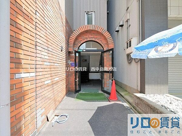建物エントランス