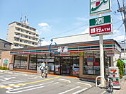 セブンイレブン大阪加美東4丁目店 756m