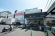 万代喜連西店 616m