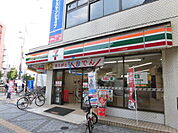 セブンイレブン大阪平野駅前店 283m