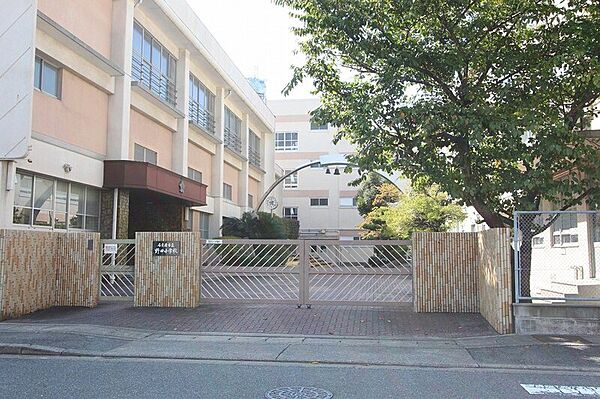 画像27:名古屋市立野田小学校 411m