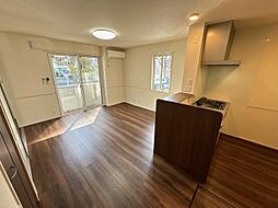 シャルム・ヴィアーレ 1階1LDKのリビング/ダイニング