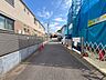 周辺：前面道路含む現地写真