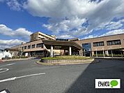 病院「岐阜県厚生農業協同組合連合会東濃厚生病院まで743m」