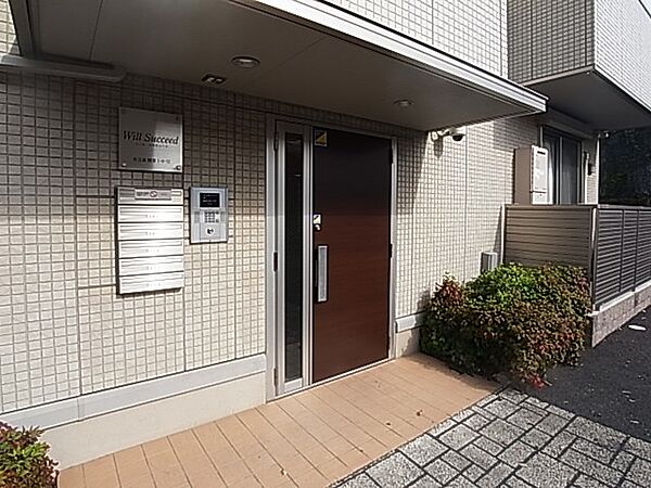 建物エントランス