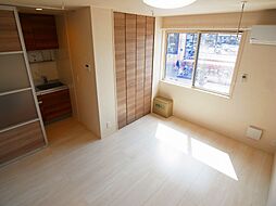 ファミユD 1階1Kのリビング/ダイニング