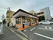 セブン-イレブン 足立西新井4丁目店（724m）