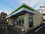 ファミリーマート西新井2丁目店（455m）