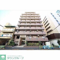 8 / 44