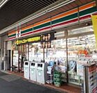 セブンイレブン江東門前仲町店 徒歩3分。 200m