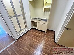 居間